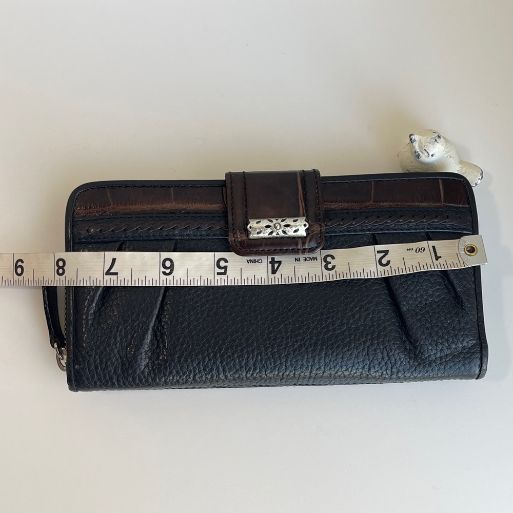 Brighton Genuine Leather Wallet - Picture 15 of 16